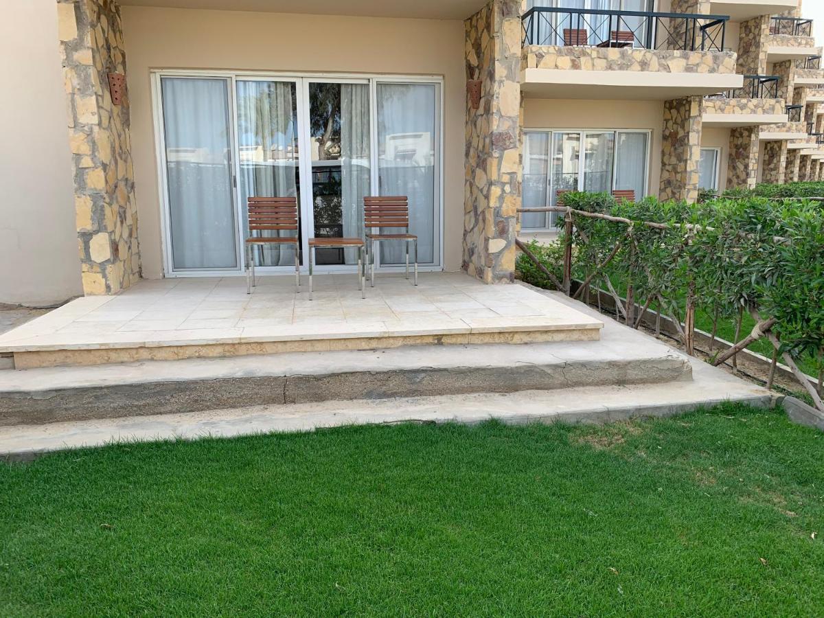 Marina Wadi Degla Hotel Ain Sukhna Exterior foto